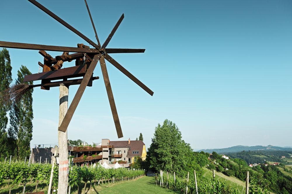 Weingartenhotel Harkamp Südsteiermark Sankt Nikolai im Sausal Exterior foto